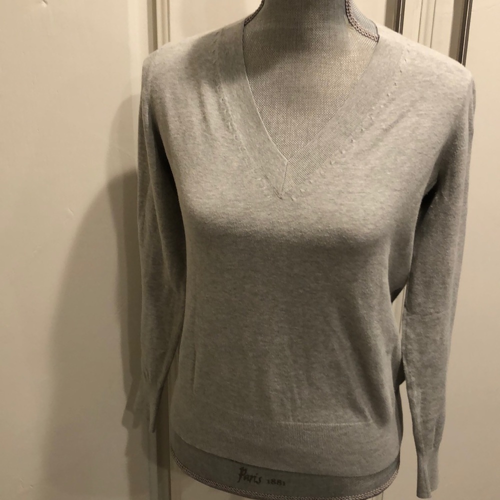 Banana Republic V neck sweater
